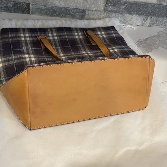 Burberry nova check navy blue tote bag - Picture 7 of 13